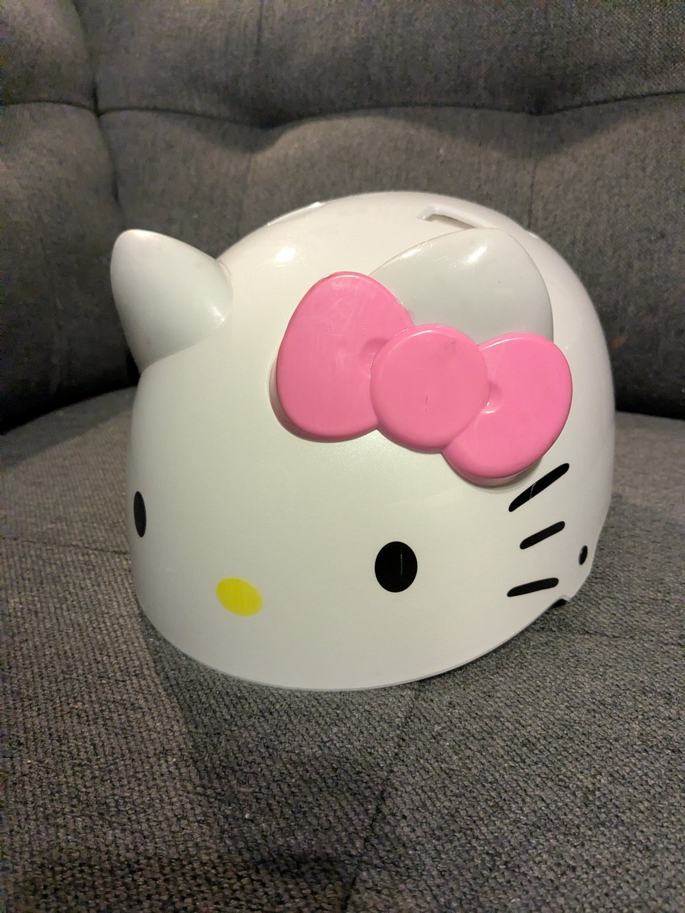 Hello Kitty White Bike Helmet with Pink Bow